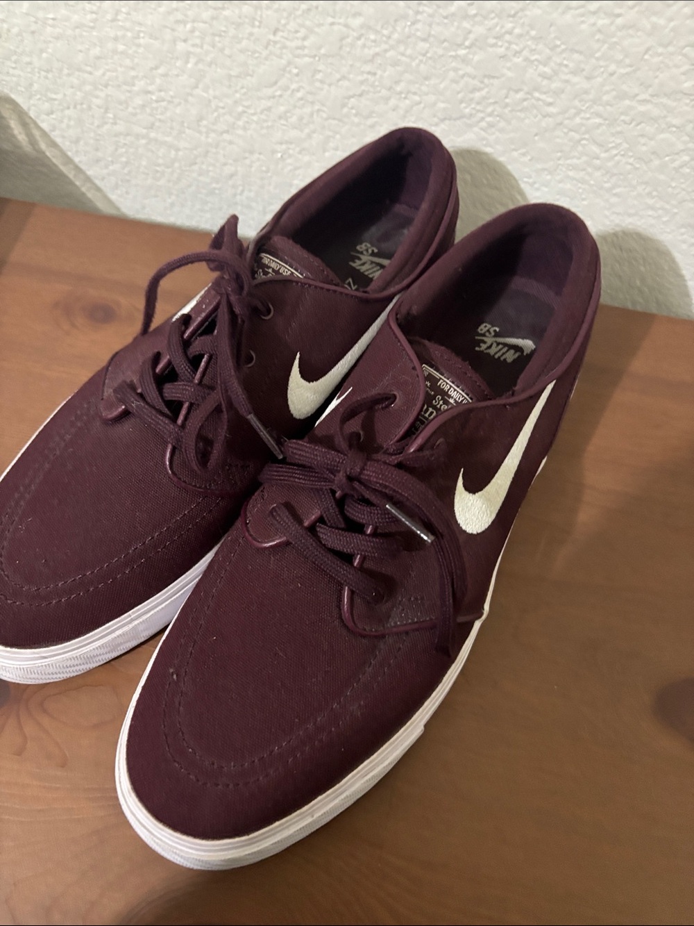 Nike Men's Burgundy Canvas Sneakers with White Swoosh